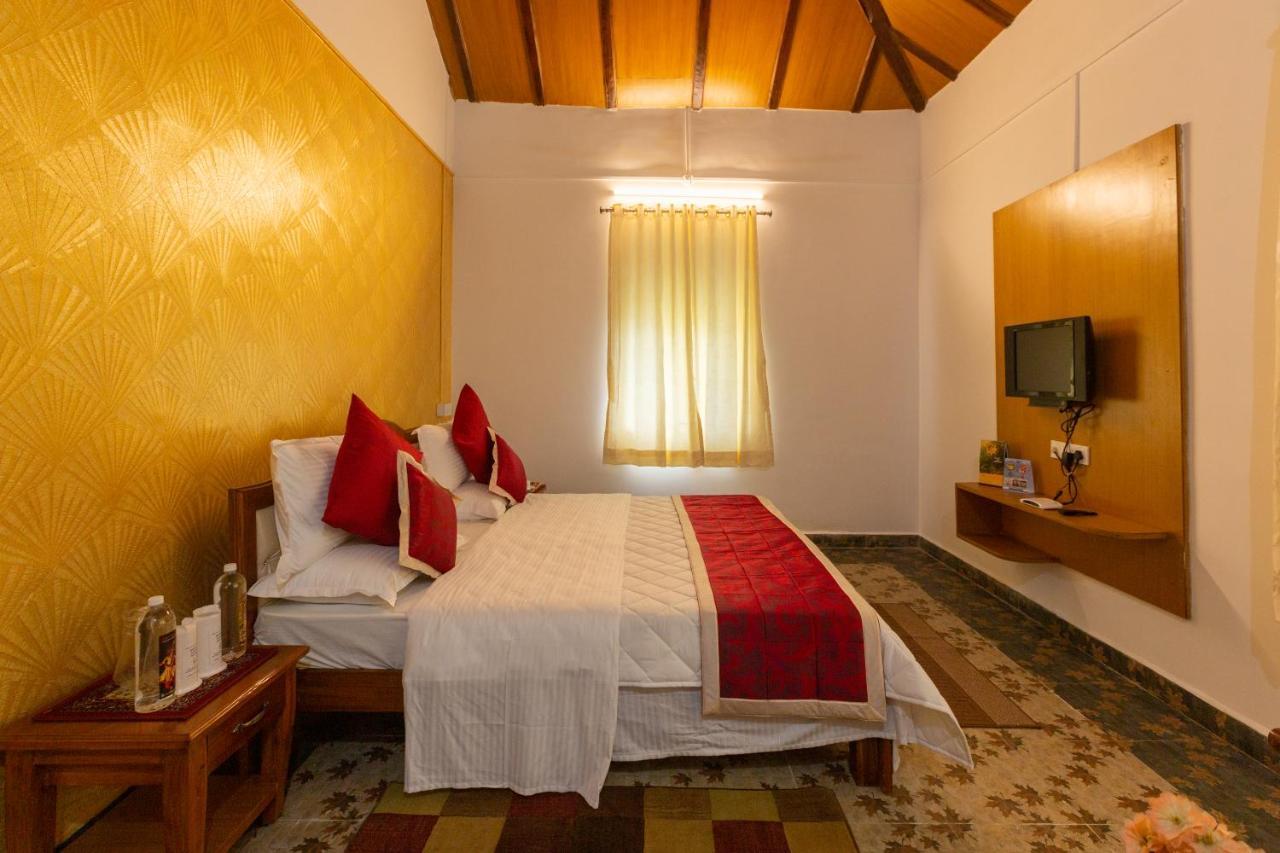 Kstdc Hotel Mayura Gerusoppa, Jogfalls Mavingundi Ngoại thất bức ảnh