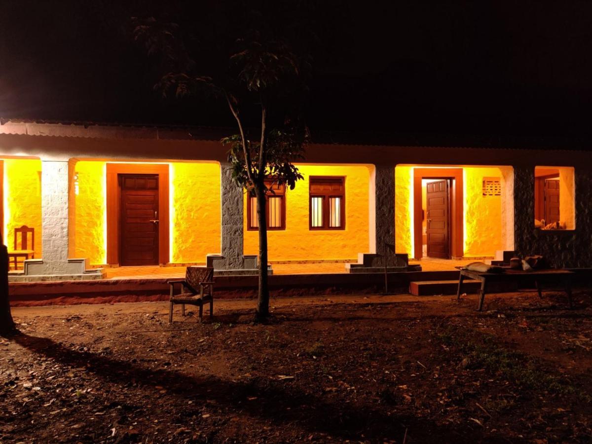 Kstdc Hotel Mayura Gerusoppa, Jogfalls Mavingundi Ngoại thất bức ảnh
